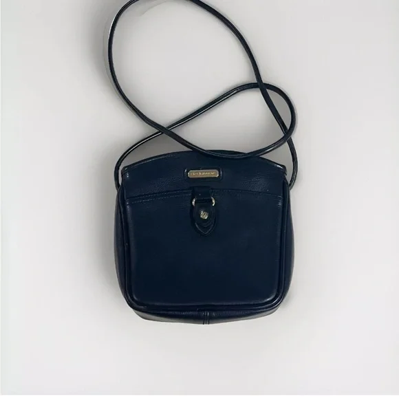 Liz Claiborne Small crossbody purse navy blue Classic Wardrobe Staple - Picture 1 of 11